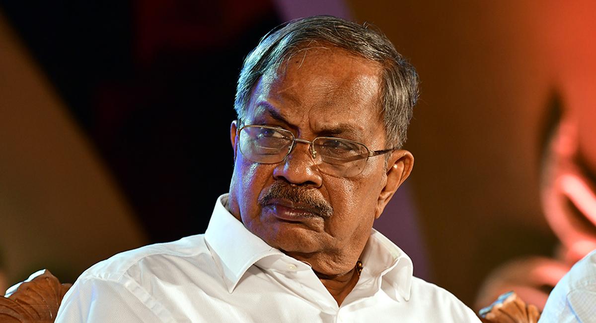 M.T. Vasudevan Nair’s screenplays transformed Malayalam cinema. From his debut Nirmalyam to epics like Oru Vadakkan Veeragatha with Hariharan, his work brought depth, nuance, and memorable characters to films. 