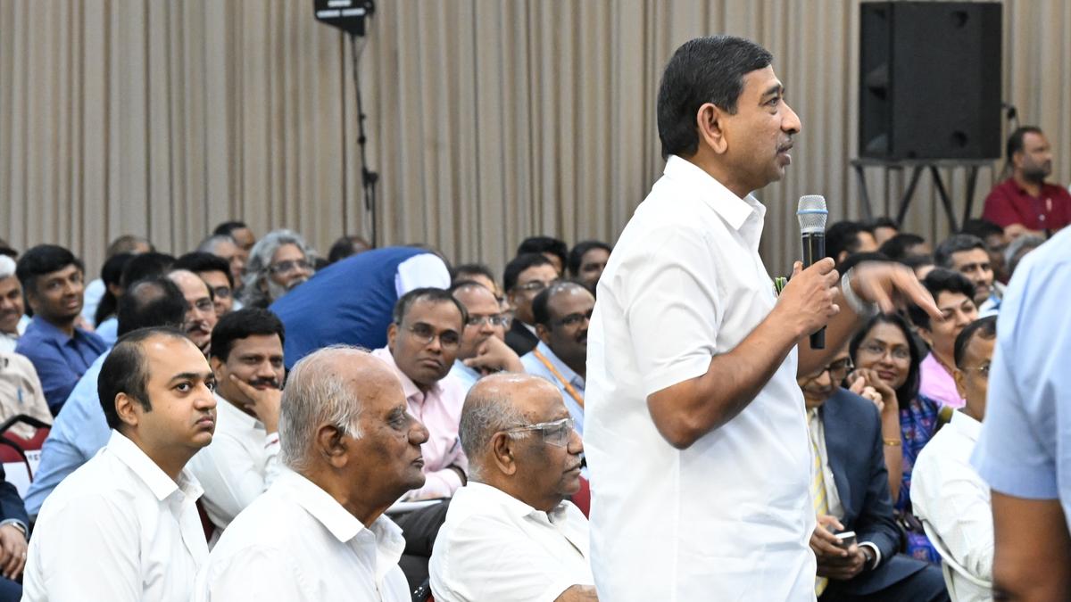 Coimbatore restaurant owner’s apology to Union Finance Minister draws criticism from political parties