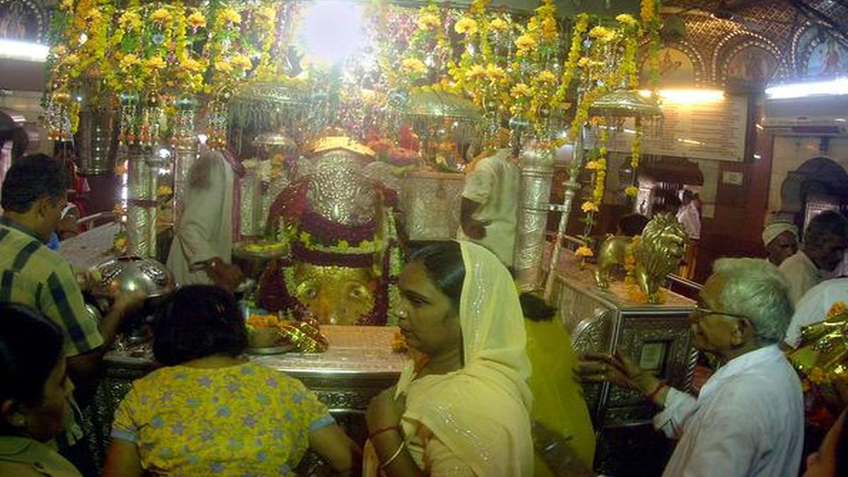 Removal of encroachment from Kalkaji temple SC says 3judge bench will