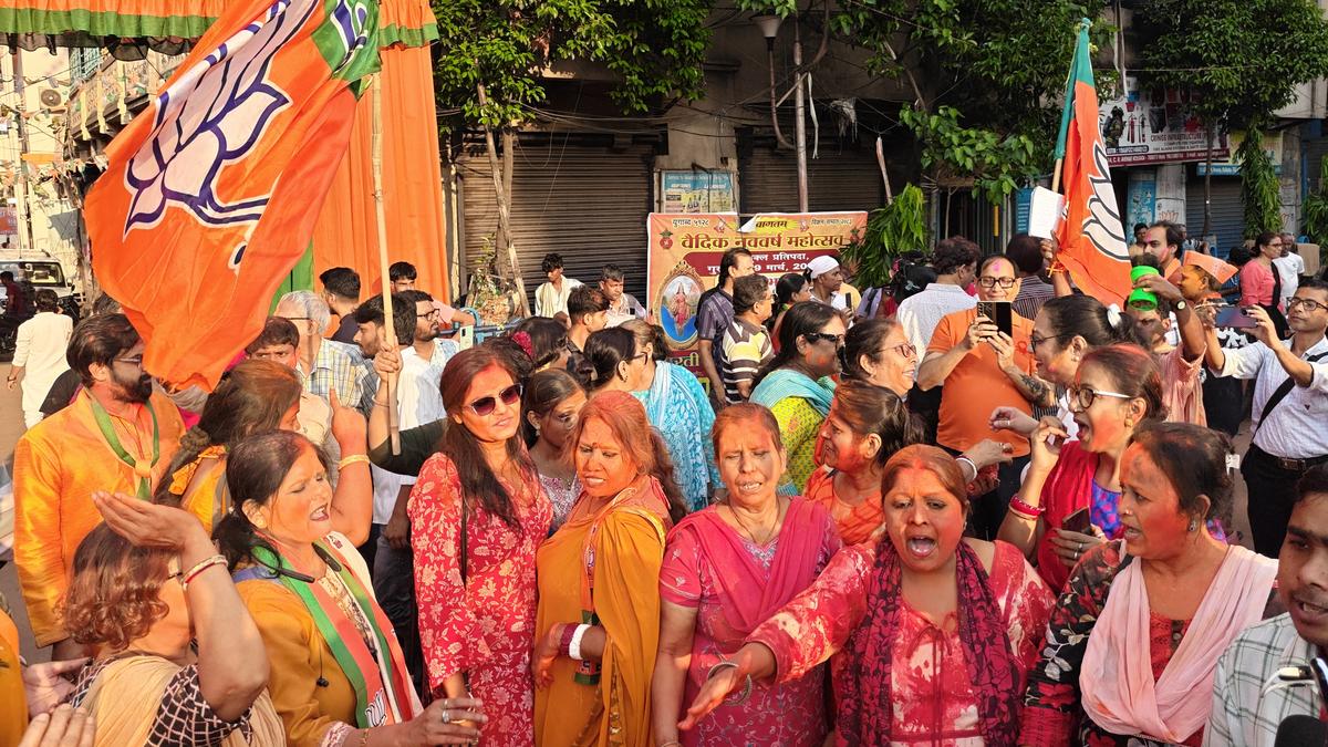 Kolkata streets turn saffron, Mamata’s home deserted as BJP set for historic Bengal win