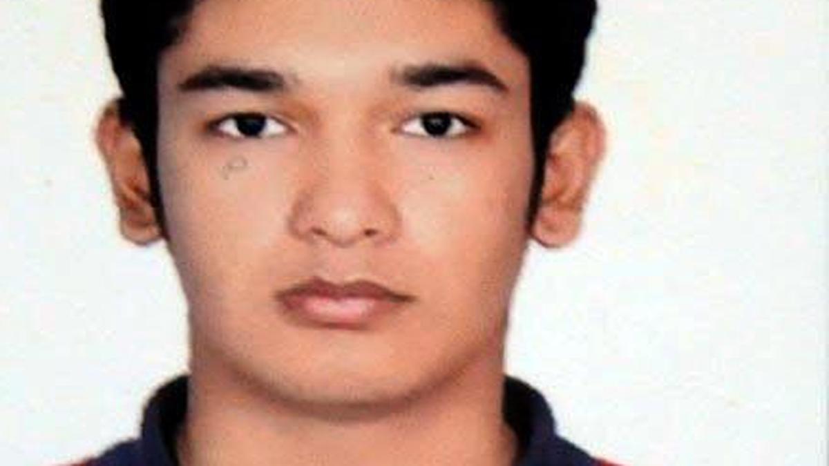 Minor nabbed for helping dispose DU student’s body The Hindu