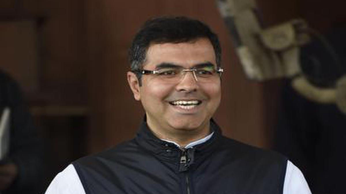 EC imposes 24-hour ban on BJP MP Parvesh Verma