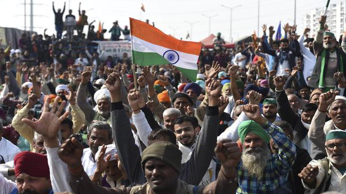 Farmers protest: Despite increasing number of barricades thousands converge at Ghazipur