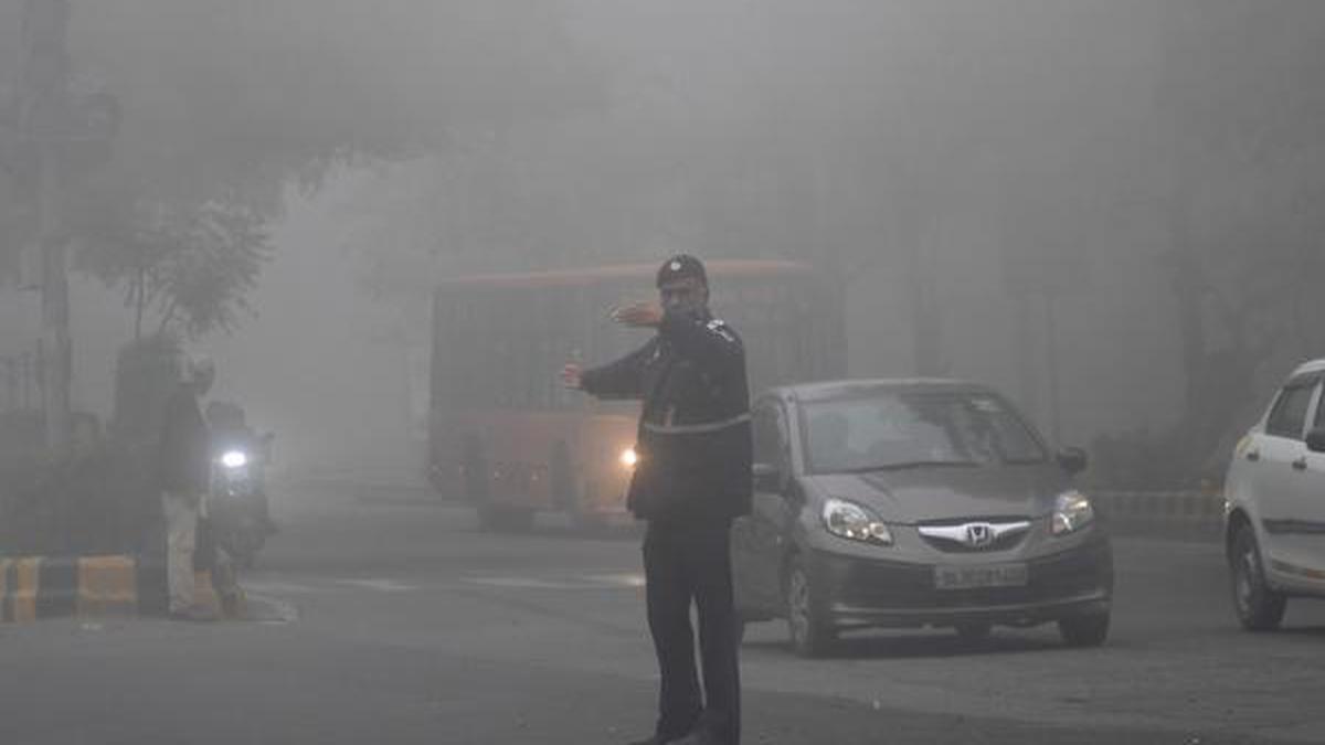 Zero Visibility In Parts Of Delhi Due To Very Dense Fog - The Hindu