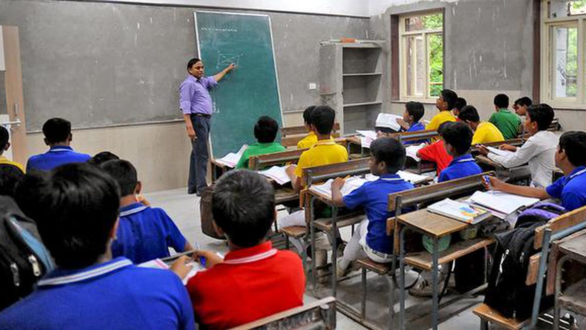 Contracts of 725 primary school teachers not renewed