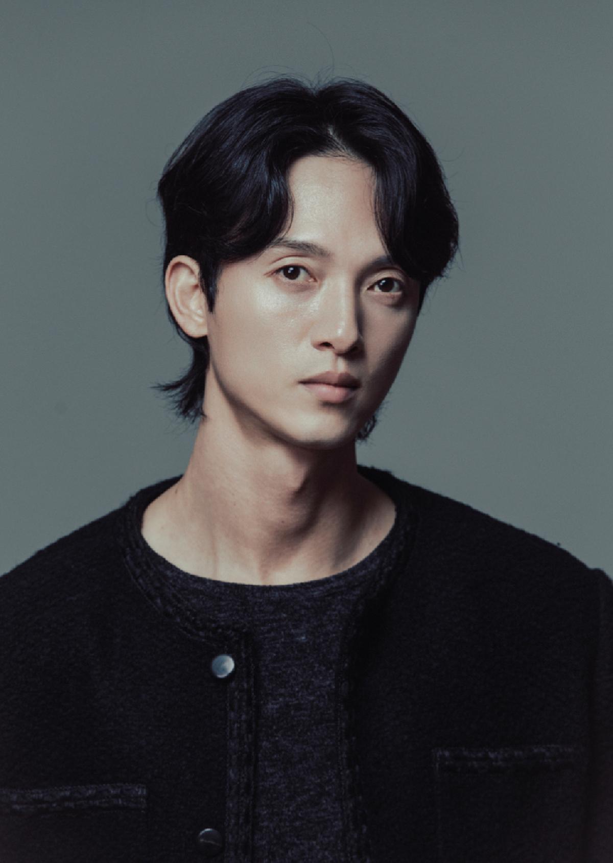 Jeong Cheol In, founder and director of the South Korean Melancholy Dance Company