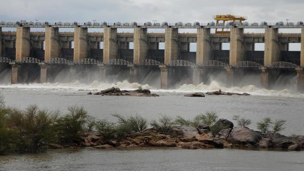 Heavy Flood To Jurala Continues, Water Discharge Steady - The Hindu