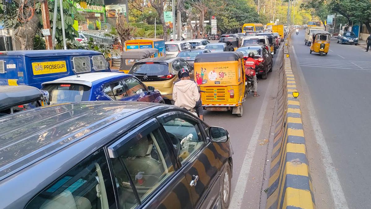 Fuel stations in Hyderabad go dry as motorists queue up