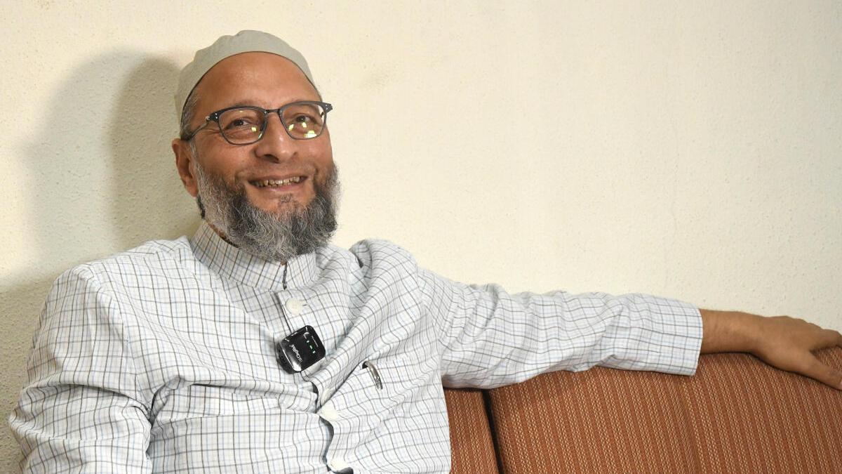Leverage social media to highlight party’s work: Owaisi