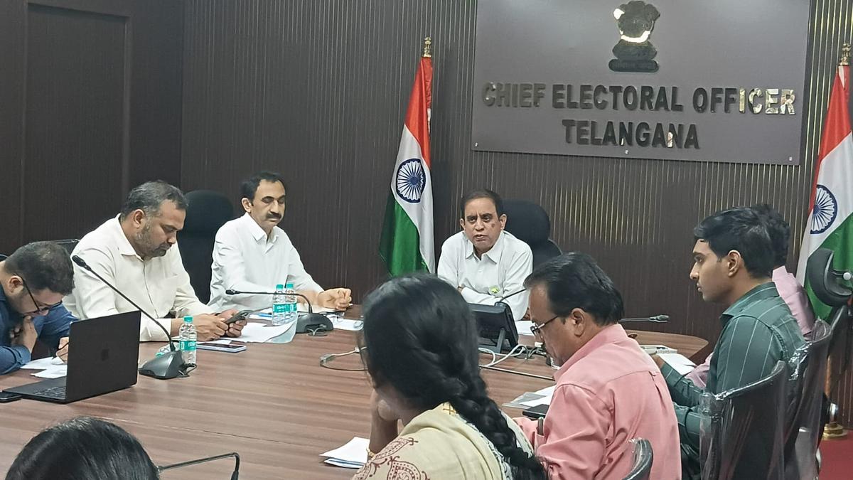 Complete mapping of voters by April end: Telangana CEO to DEOs of urban districts