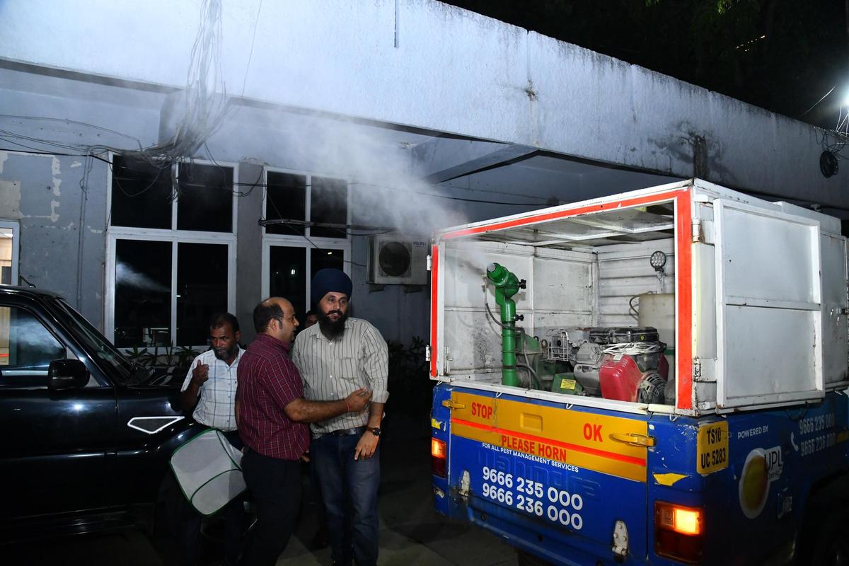 Cool fogging uses a water based insecticide Deltamethrin instead of Malathion used in thermal fogging.