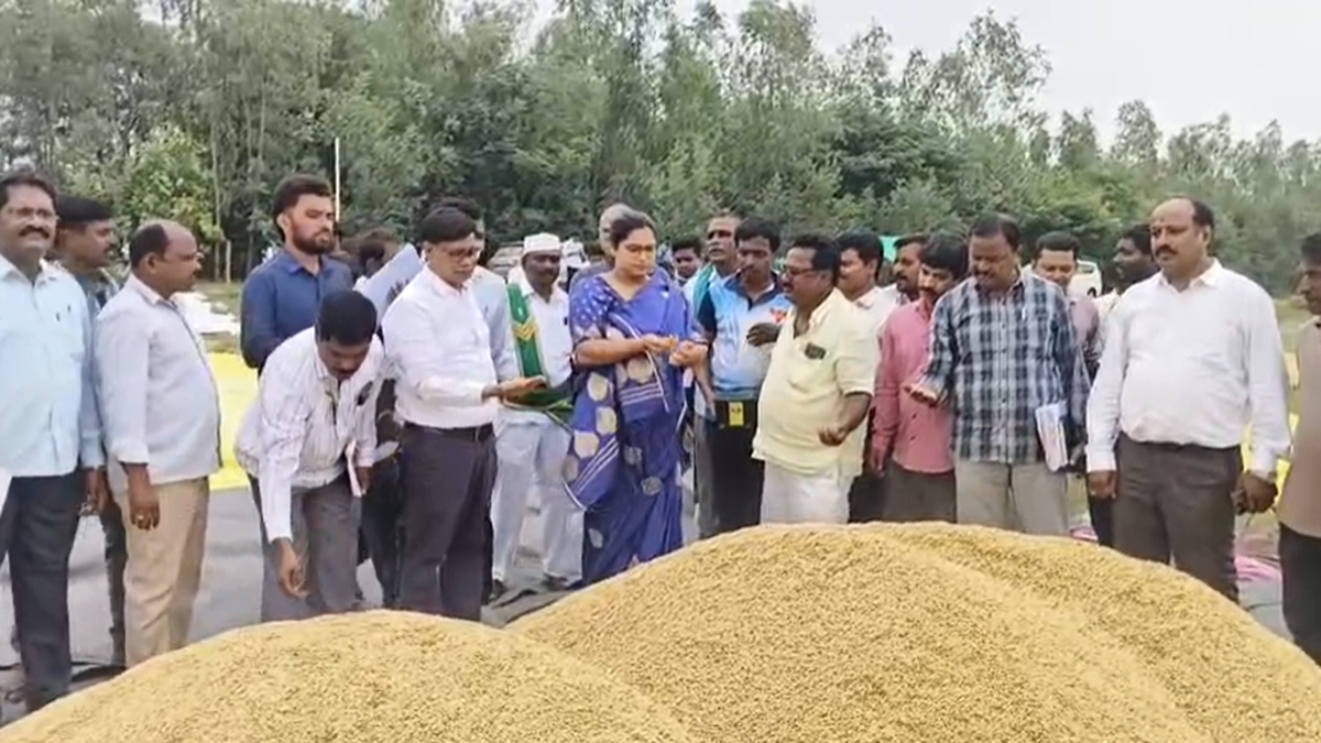 Cyclone Montha | Telangana CM directs officials to prevent losses to harvested paddy and other crops