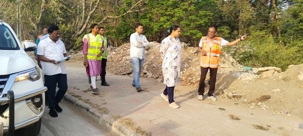 Cyberabad Municipal Corporation’s Commissioner, G. Srijana, inspecting sanitation activities in Jeedimetla Circle, Quthbullapur zone. Cyberabad Municipal Corporation’s Commissioner, G. Srijana, inspecting sanitation activities in Jeedimetla Circle, Quthbullapur zone.