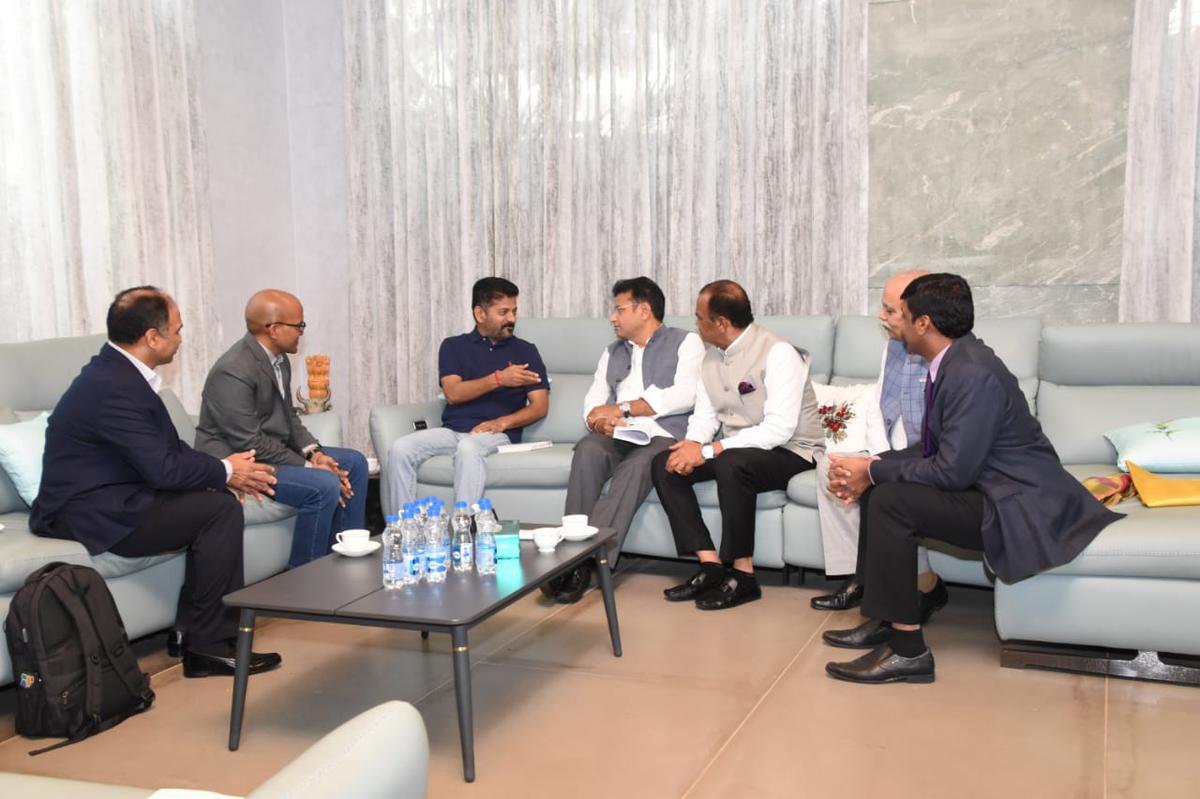 Telangana Chief Minister A. Revanth Reddy, IT and Industries Minister D. Sridhar Babu, and Roads and Buildings Minister Komatireddy Venkat Reddy in a meeting with Google vice president Chandrasekhar Thota in Hyderabad on January 11, 2024. 
