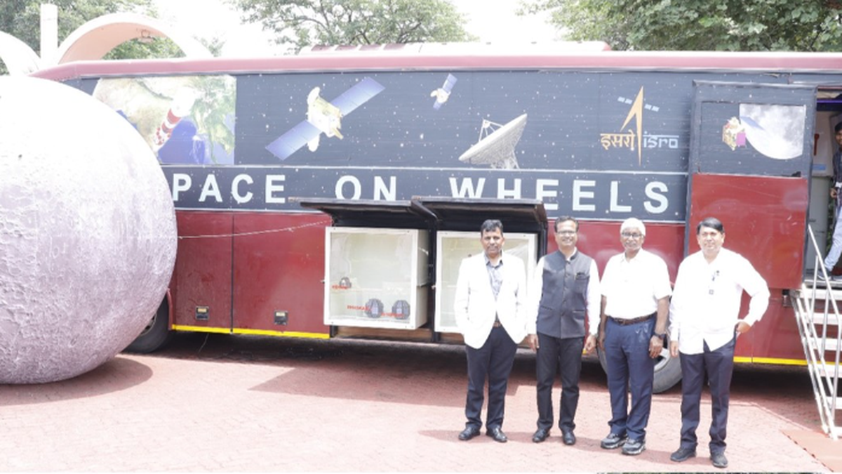 ‘Space on Wheels’ vehicle showcased India’s space missions