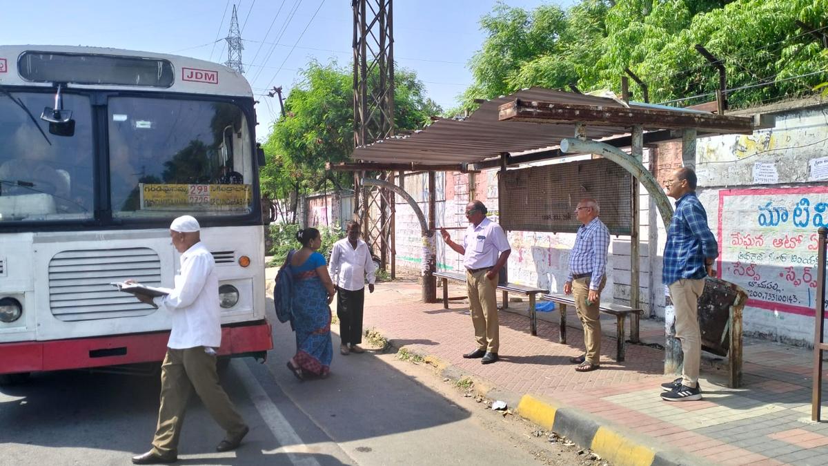 TGSRTC embarks on safe boarding and alighting drive