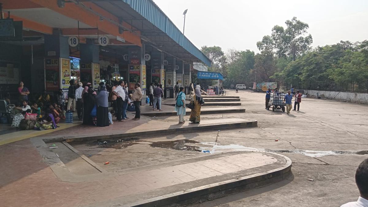 Telangana RTC bus services disrupted as staffers begin strike on April 22