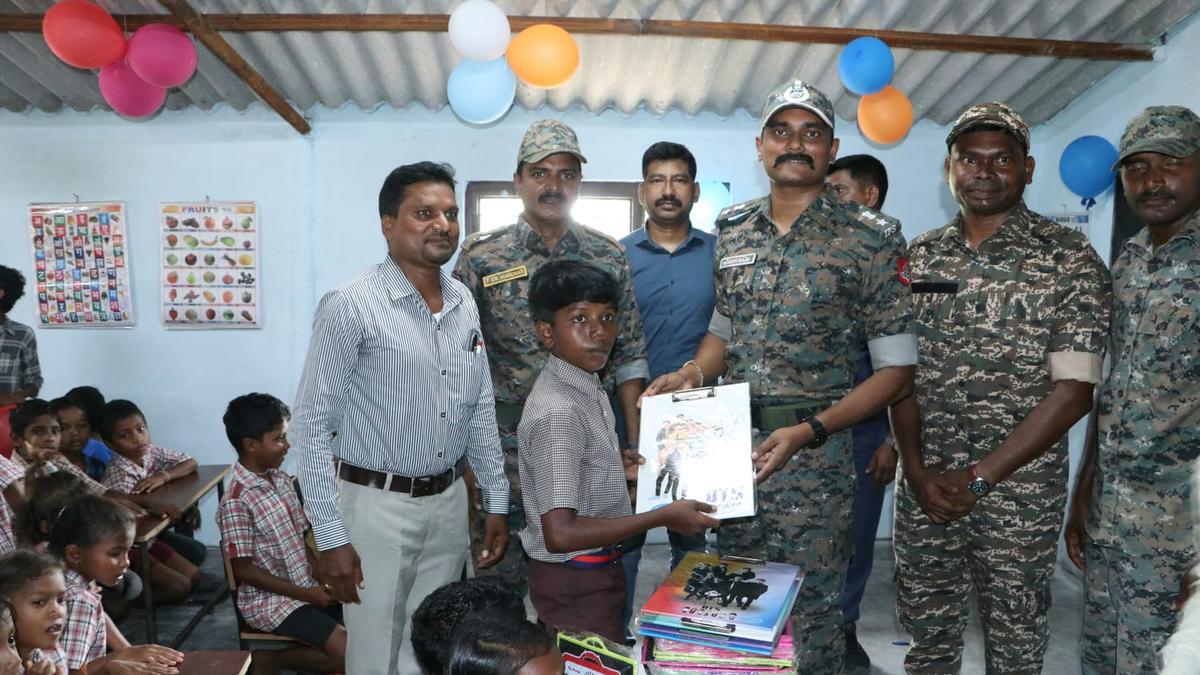 Police construct pucca building for school in LWE-affected village in Telangana’s Bhadradri Kothagudem