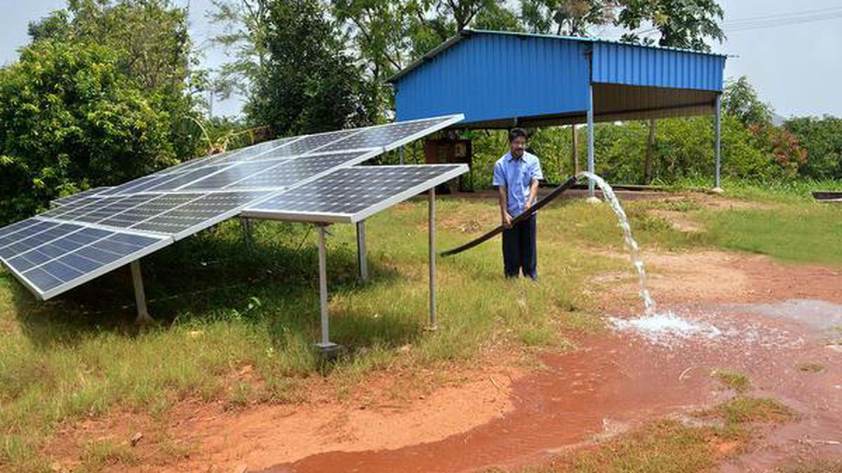 Solar power to be harnessed to power agricultural borewells - The Hindu