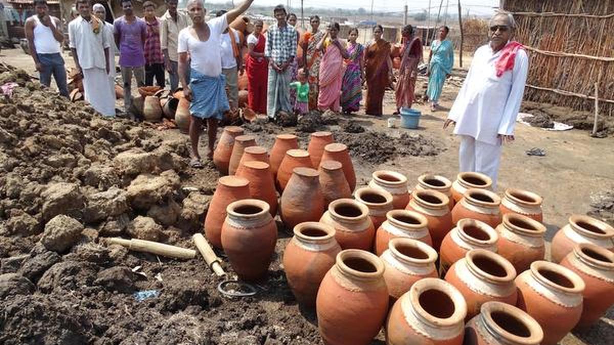 Potters refuse to vacate for 2BHK homes The Hindu