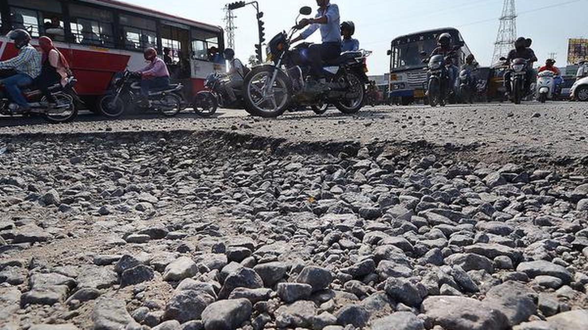 Volunteers to alert GHMC on road disrepair The Hindu
