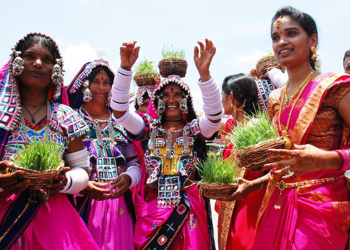 Teej, the festival of fertility, begins - The Hindu