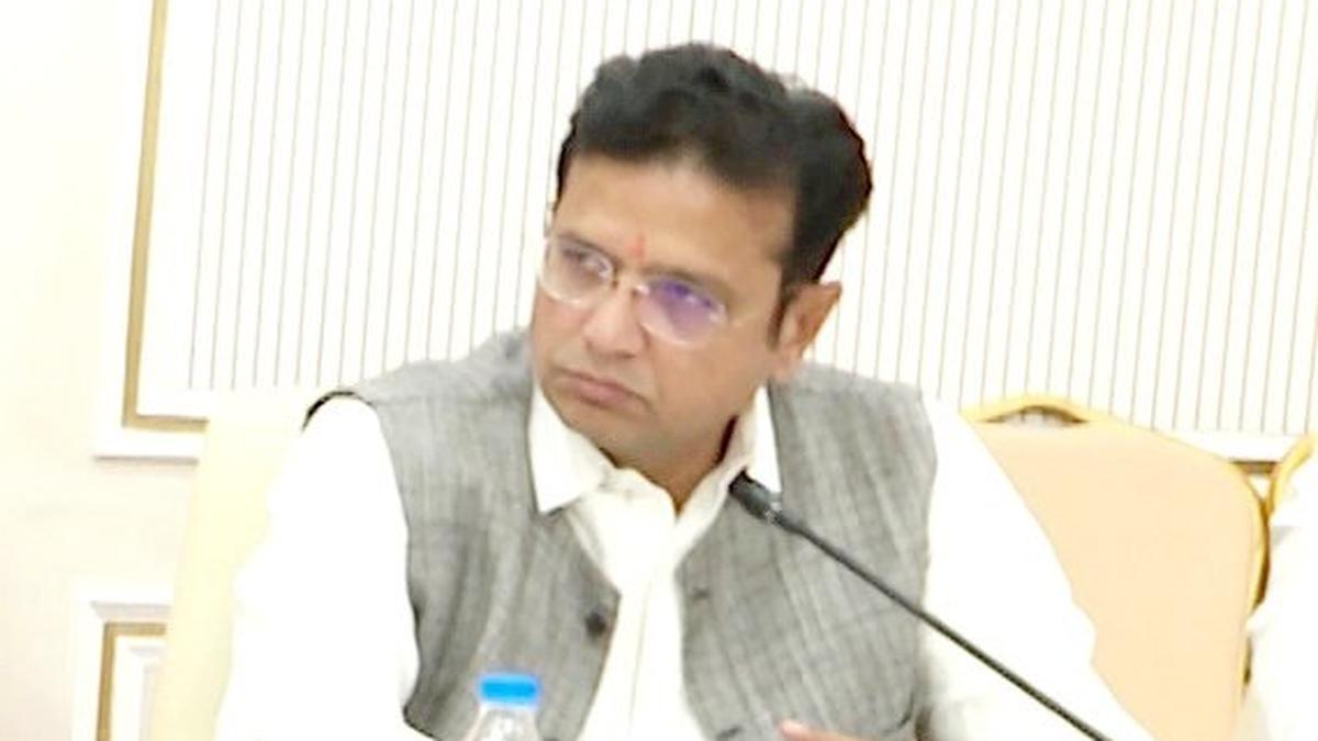 Telangana Govt actively considering Rs. 12,000 annual sustenance allowance to autorickshaw drivers, says Minister Sridhar Babu 