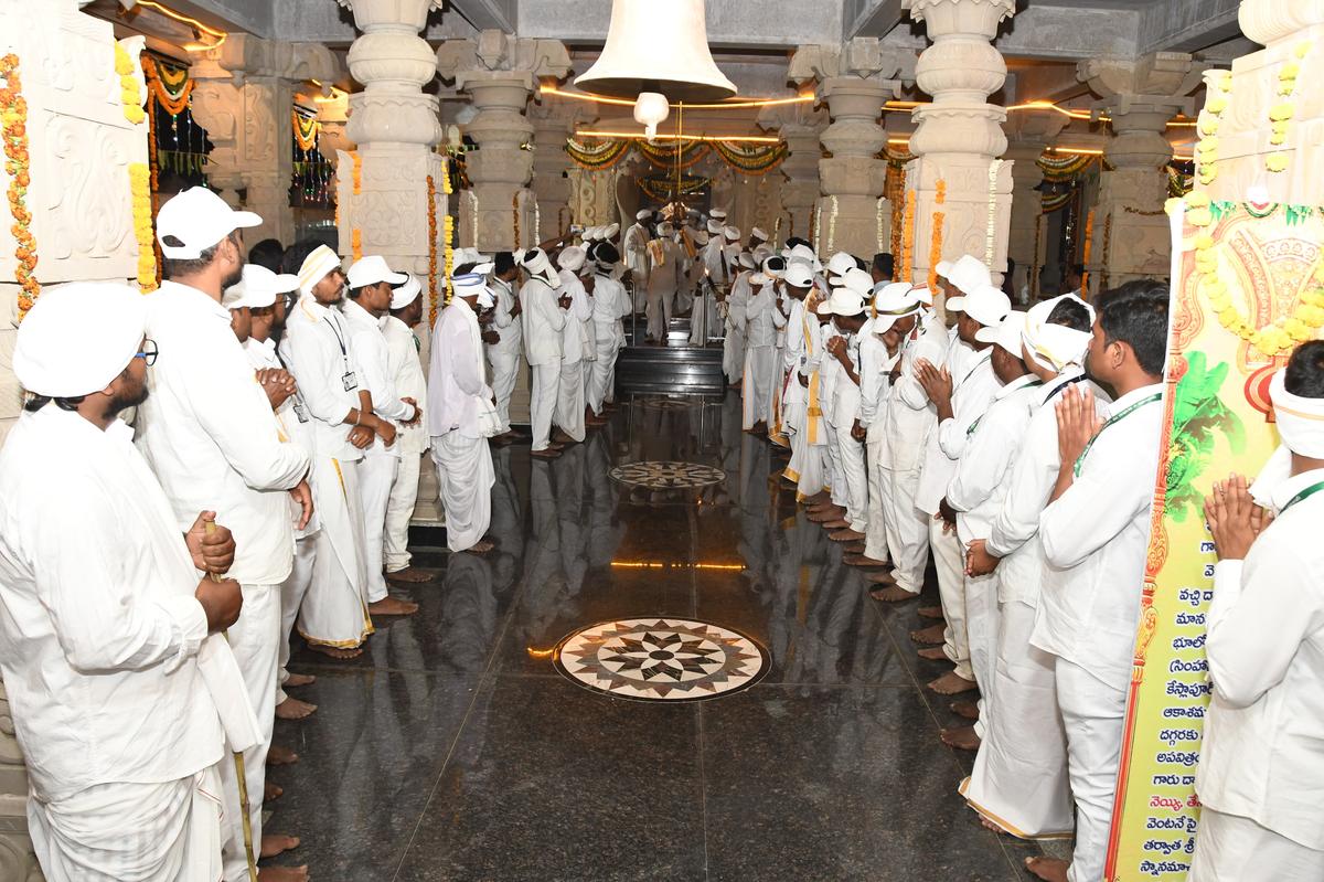 Keslapur turns into beehive of religious activity as Nagoba Jatara begins -  The Hindu