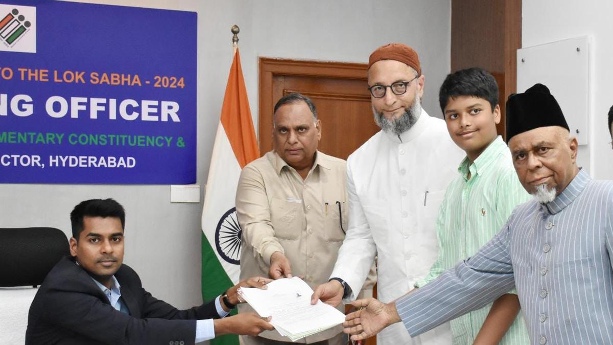 Asaduddin Owaisi files his nomination from Hyderabad