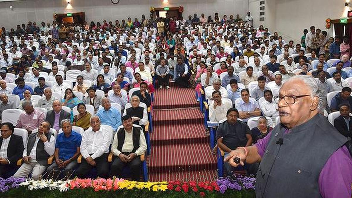 India must opt for sodium and hydrogen fuel cells, says C.N.R. Rao