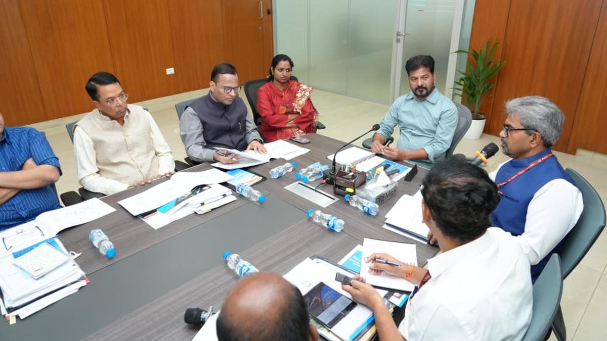 Telangana CM favours Bharat Future City—Machilipatnam port rail connectivity; seeks efforts for Shamshabad—Chennai bullet train