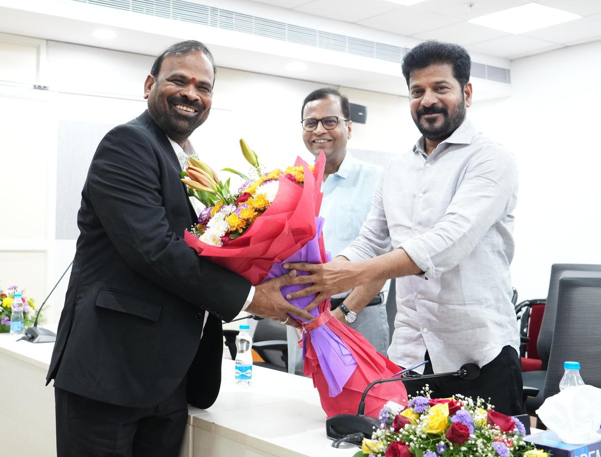 State Information Commissioner Boreddy Ayodhya Reddy with Telangana Chief Minister A. Revanth Reddy State Information Commissioner Boreddy Ayodhya Reddy with Telangana Chief Minister A. Revanth Reddy