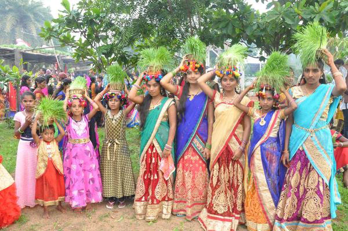 An Incredible Collection of Full 4K Images from the Teej Festival