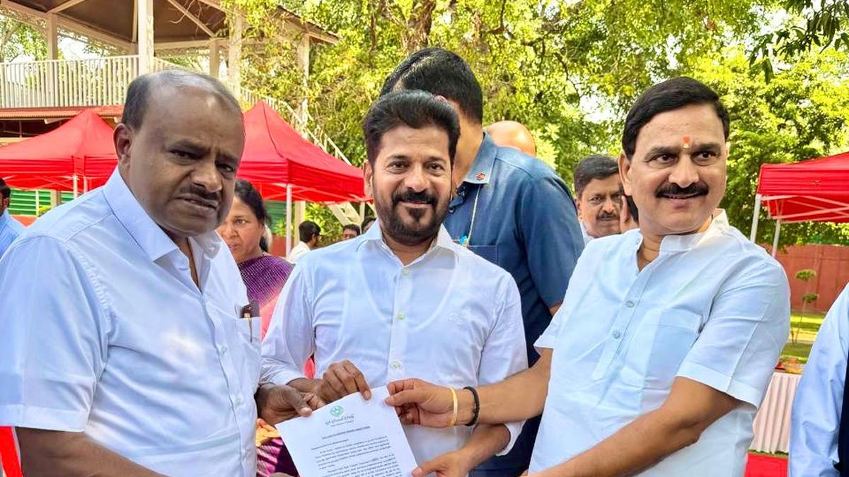 Telangana CM seeks greenfield steel plant in Bayyaram, EV battery manufacturing hub in Hyderabad