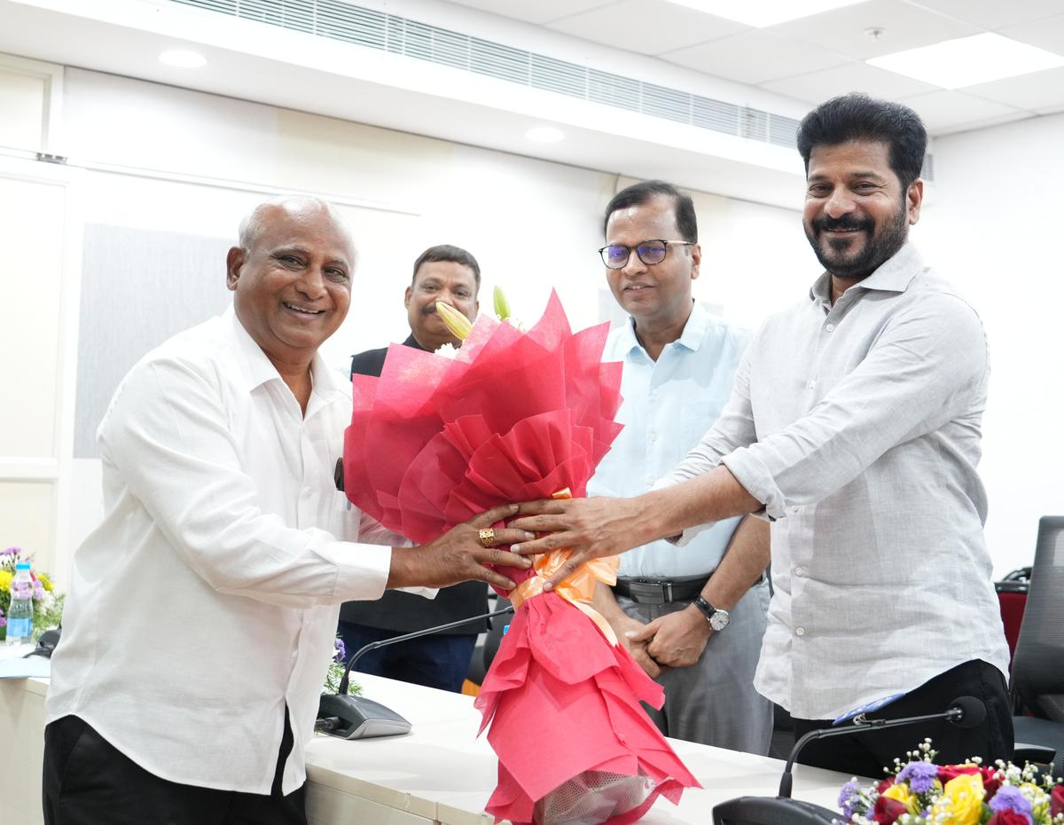 State Information Commissioner Deshala Bhoopal with Telangana Chief Minister A. Revanth Reddy State Information Commissioner Deshala Bhoopal with Telangana Chief Minister A. Revanth Reddy