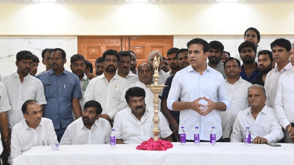 Hyderabad Gulzar Houz fire accident | BRS working president calls for fire audit in shops and warehouses