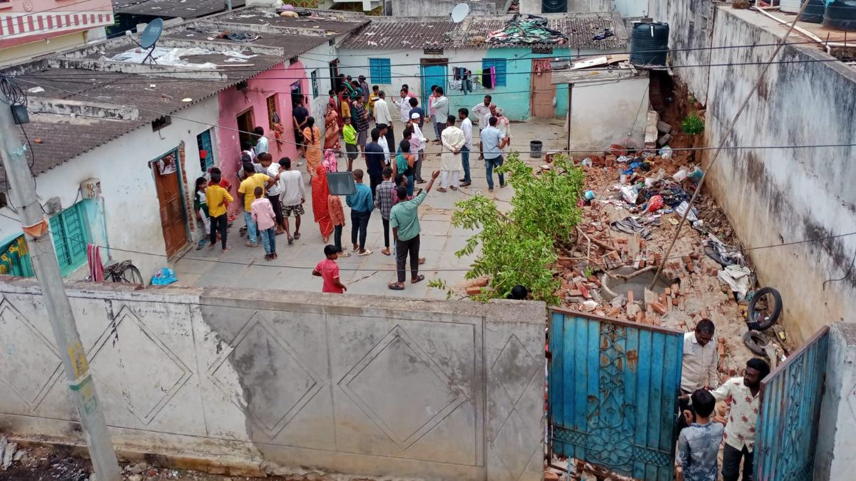 Two children killed and three injured in wall collapse