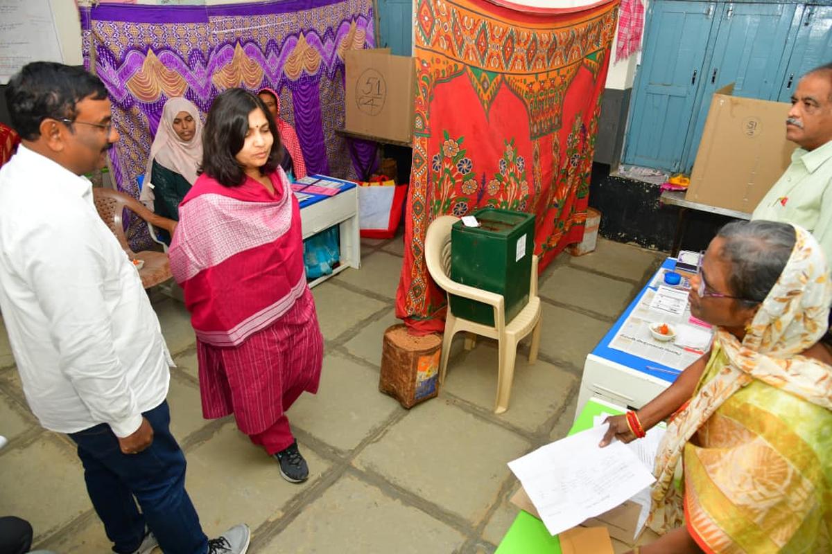 Mahbubnagar District Collector Viziendira Boyi at a polling station in the district on Thursday morning Mahbubnagar District Collector Viziendira Boyi at a polling station in the district on Thursday morning
