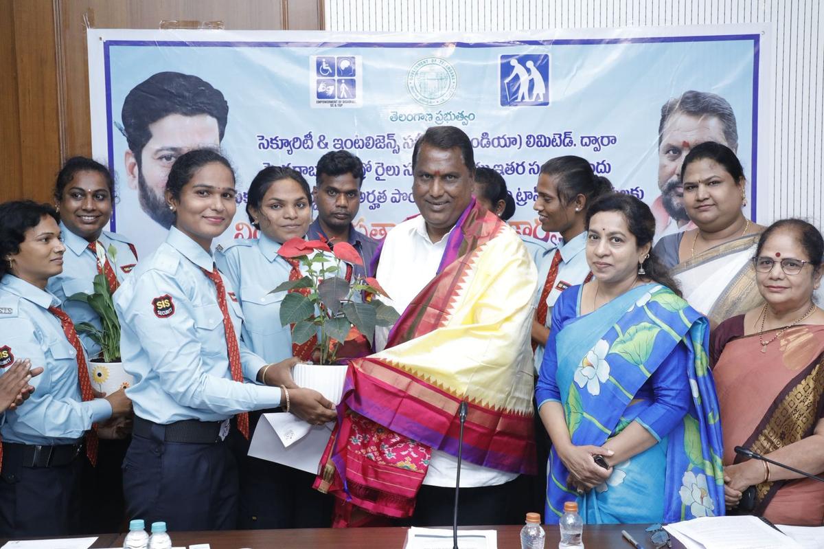 Telangana Minister for SC, ST, Minorities, Disabled and Transgender Welfare, Adluri Laxman Kumar, handed over appointment letters to transgender persons, in Hyderabad on Tuesday (September 16, 2025)