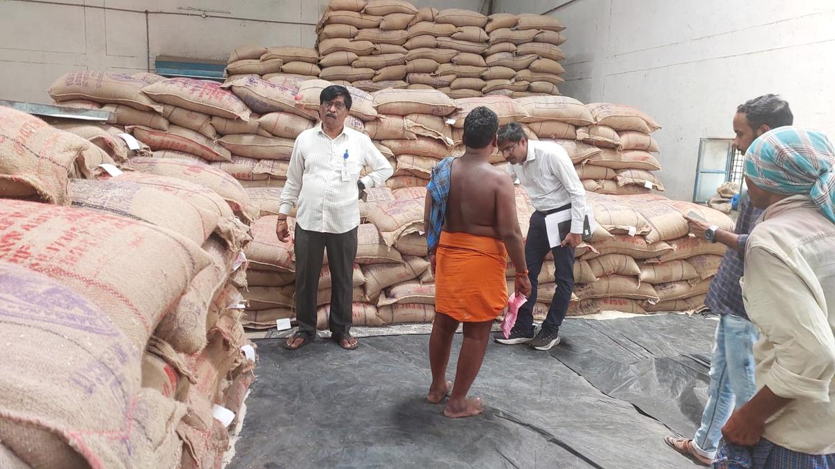 Fine rice for three months to be distributed in Hyderabad from June 1 to 30