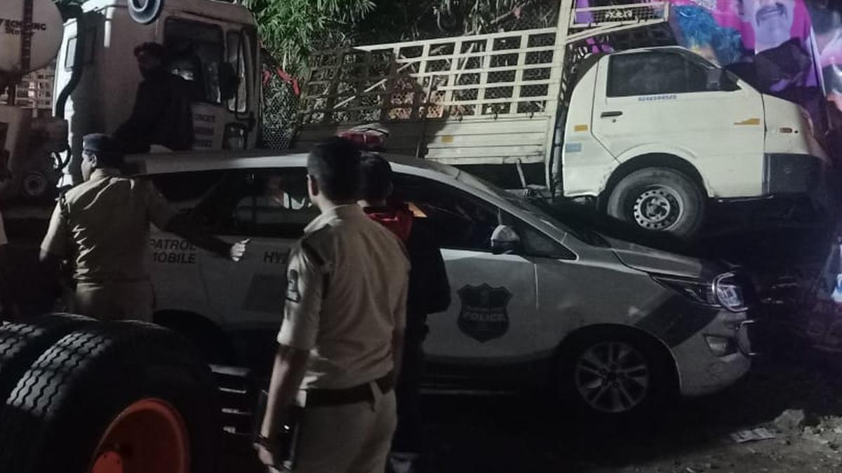 One killed, several injured as concrete mixer truck rams multiple vehicles in Hyderabad’s Musheerabad