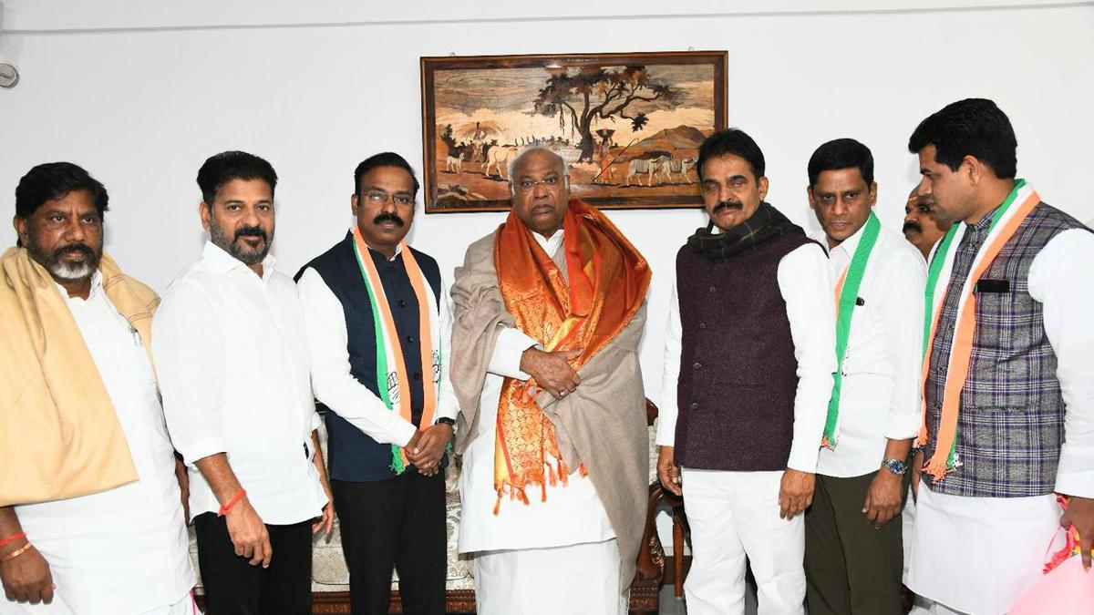 Another setback to BRS as Peddapalli MP joins Congress in Delhi