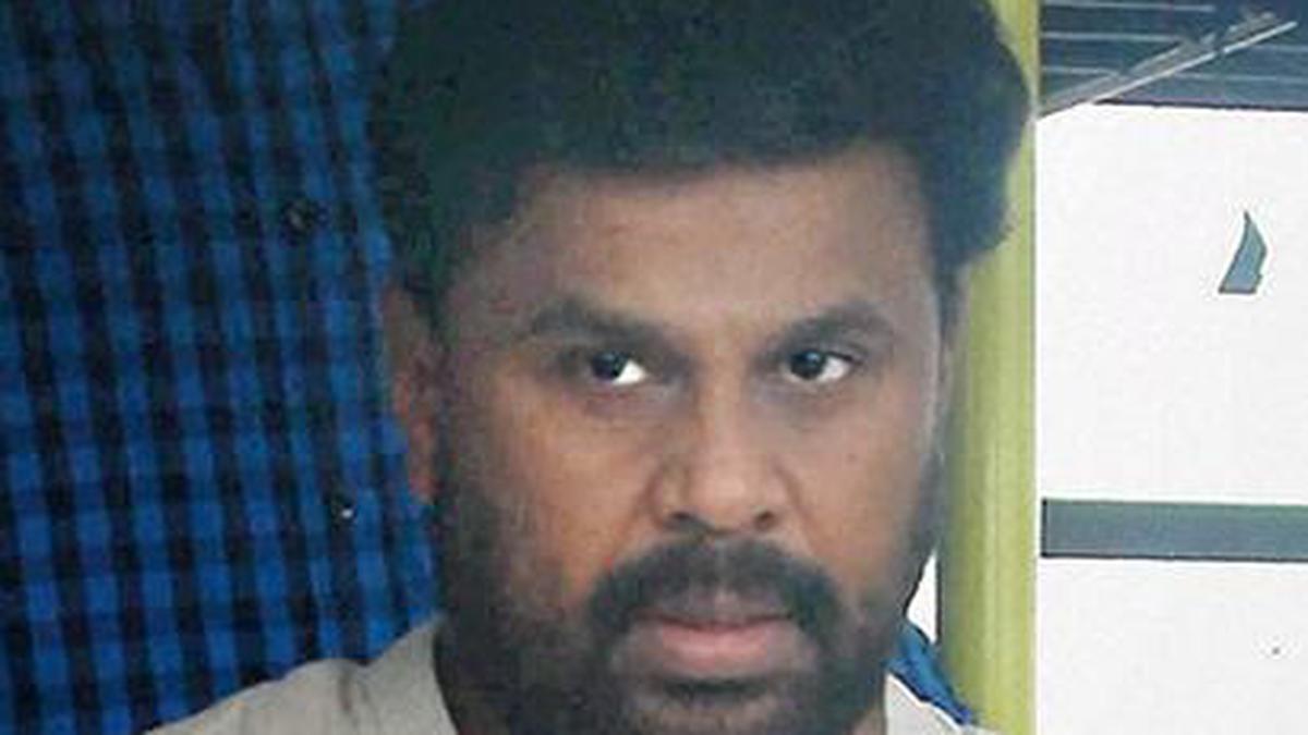 Kerala HC asks Dileep, others to appear for interrogation