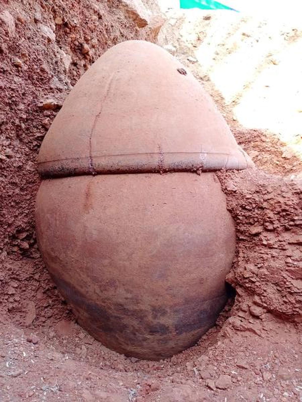 Some more burial urns found at Adichanallur The Hindu