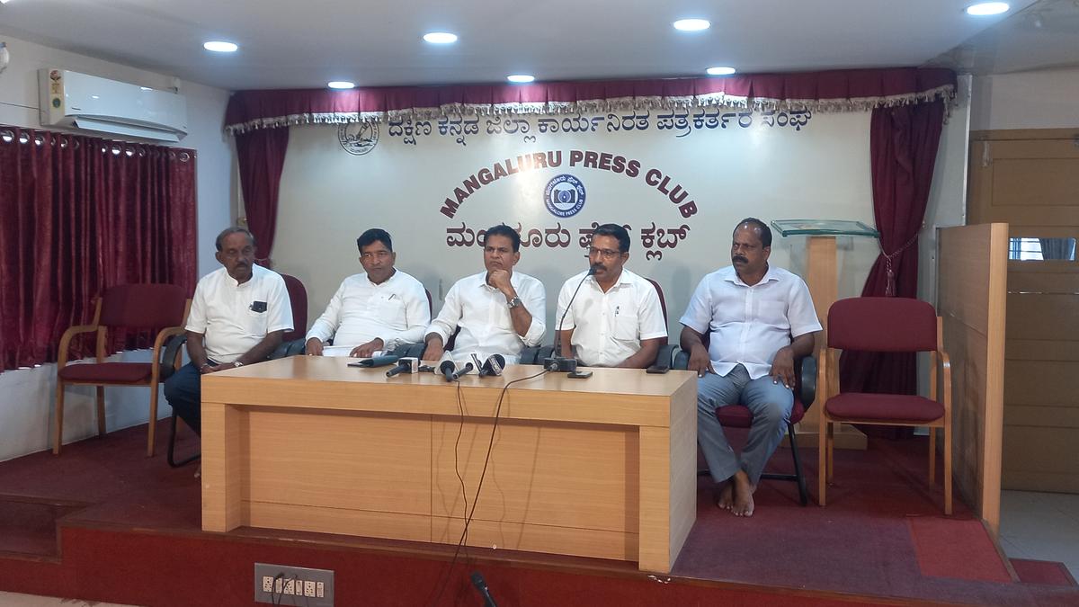 Mangaluru: Laterite stone extractors seek more permits to bring down cost of stone