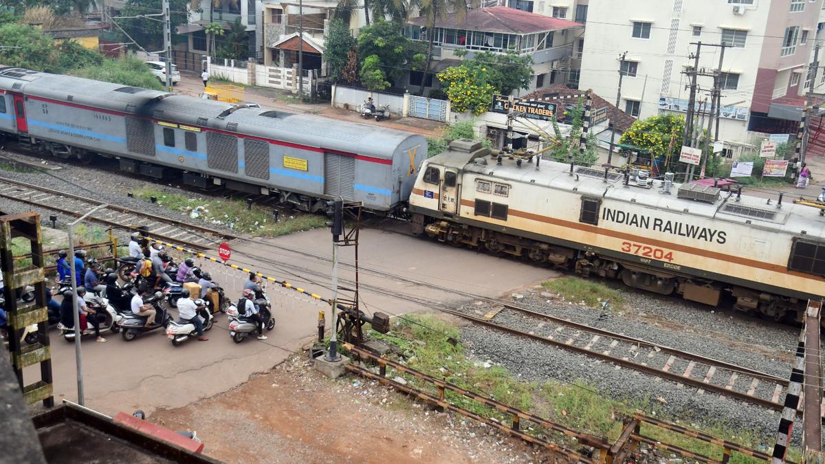 Hurdle to Mahakalipadpu railway under bridge project in Mangaluru removed