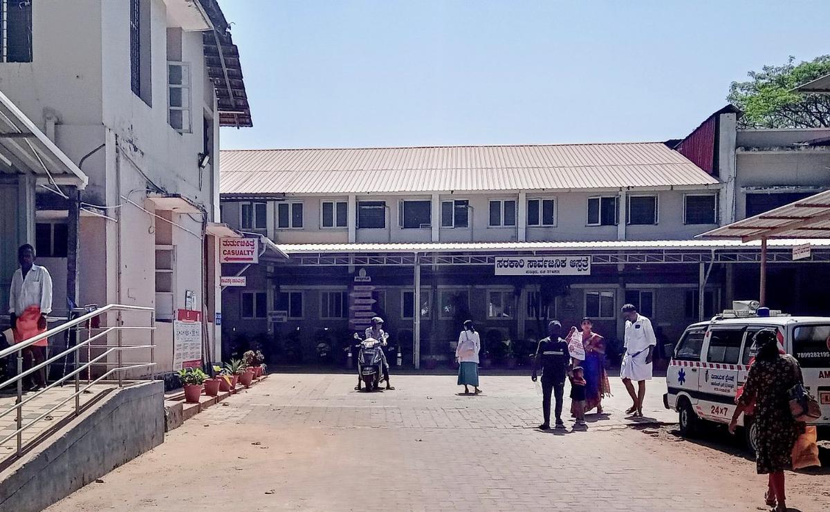 CM announces govt. medical college for Puttur - The Hindu