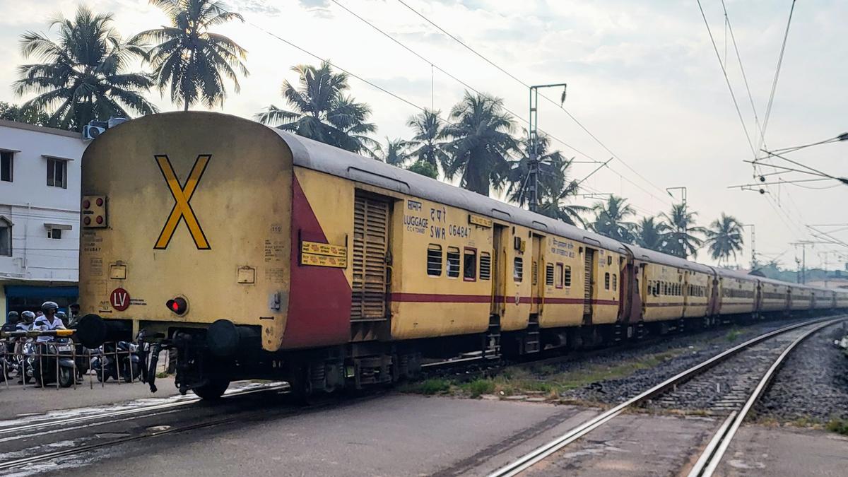 Mangaluru-Bengaluru overnight express trains too to get LHB coaches in May