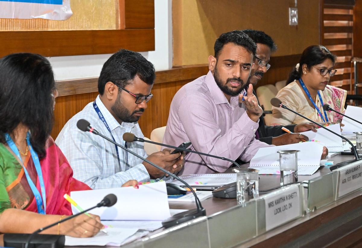 thehindu.com - The Hindu Bureau - Banks told to give more push for entrepreneurship, MSMEs and startups in Dakshina Kannada