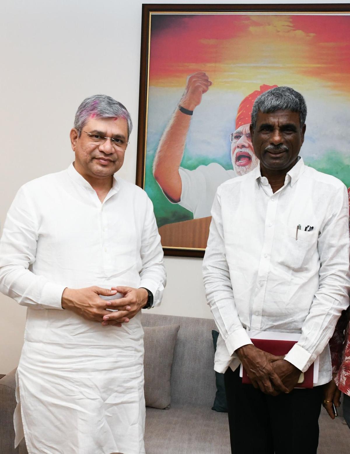 Udupi-Chikkamagaluru Member of Parliament Kota Srinivas Poojary met Railway Minister Ashwini Vaishnaw in New Delhi on March 16, 2025. He urged the Minister not to cancel the Mangaluru Central-Madgaon Vande Bharat Express because of low patronage. Instead, he demanded extending the service to Mumbai.